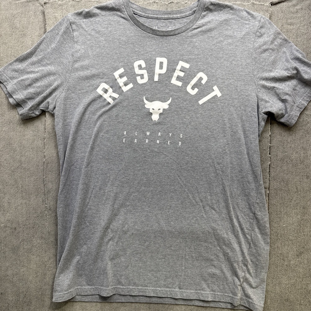 Under Armour Project Rock Graphic Short Sleeve T-Shirt Respect Mens M Gray